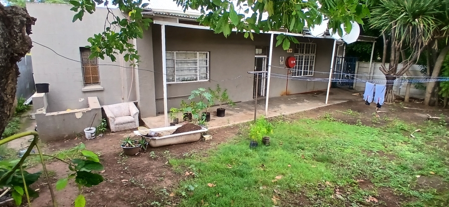 18 Bedroom Property for Sale in College Hill Eastern Cape